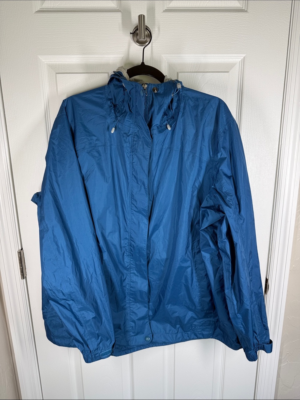 L.L. Bean blue rain coat jacket with hood size 2X